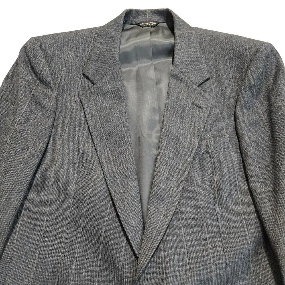 Bill Blass Vintage chest 38
